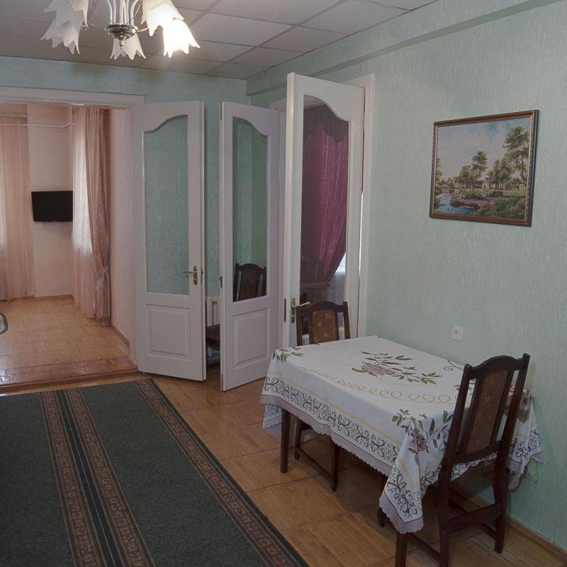 Готельний Комплекс Самікс Kiev Extérieur photo